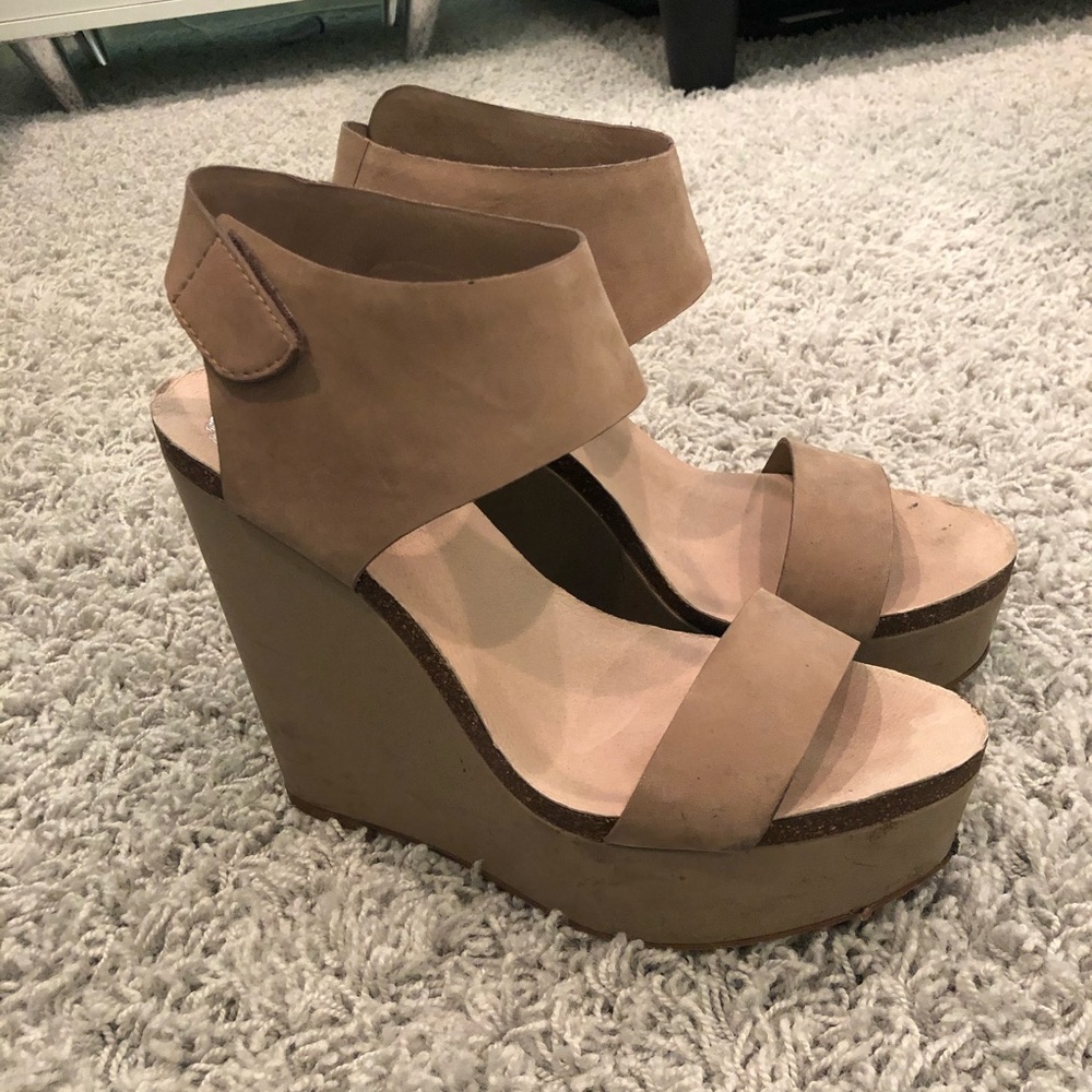 Vince Camuto Wedge